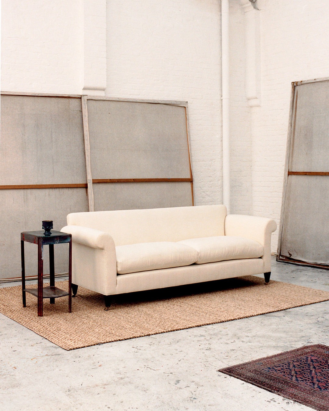 Furniture – Moro Dabron